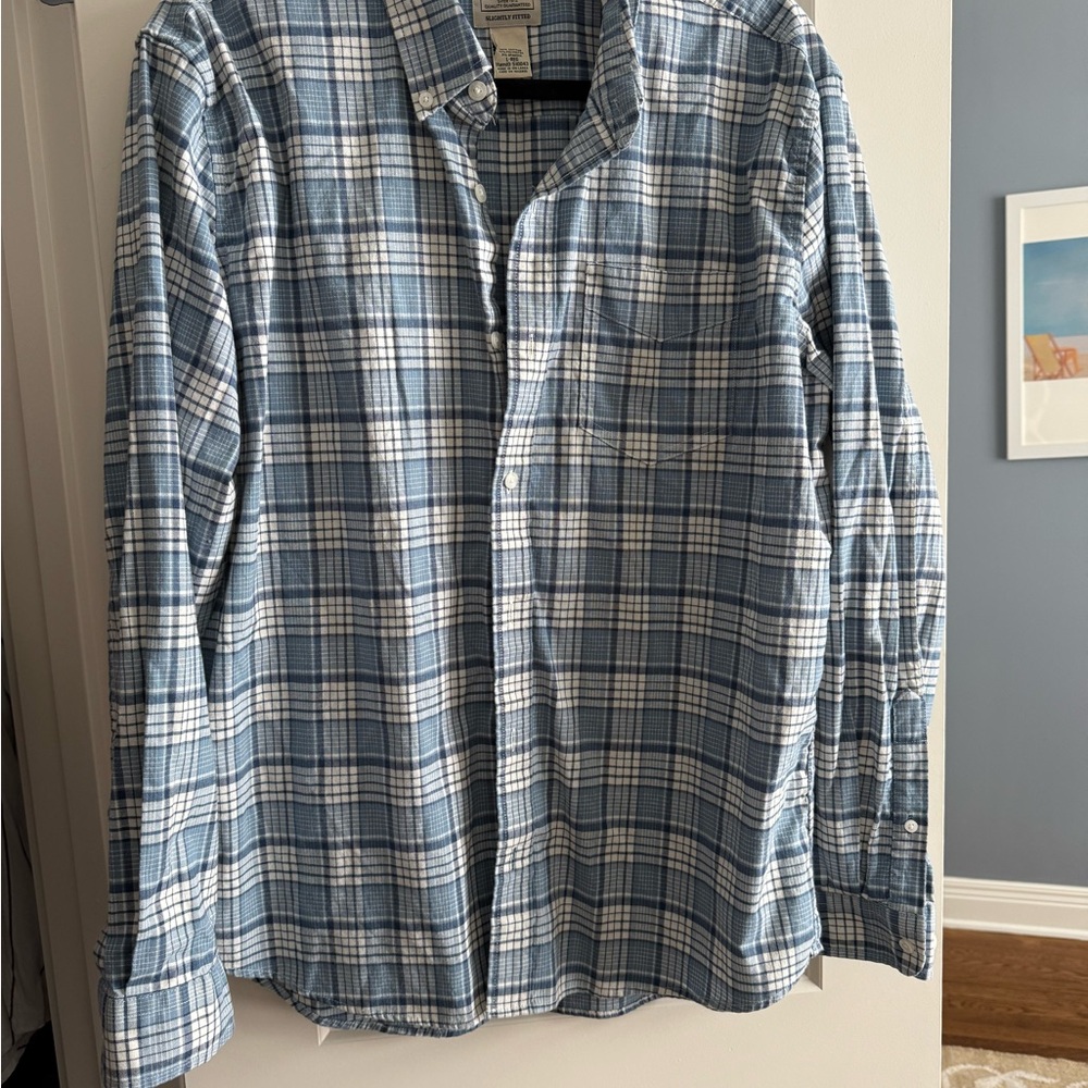 L.L. Bean Men's Large Blue Plaid Long Sleeve Shirt Button Down, Slightly Fitted